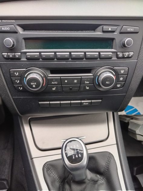 BMW 116I 1.2 E 87 Edition Confort garantie 12 mois 2011