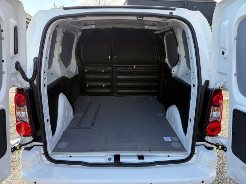 CITROEN BERLINGO II 1er Main 1.6 Blue HDI 100 ch S&S Club ETG6 2017