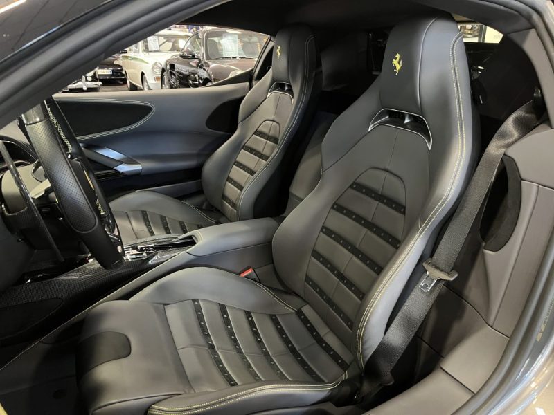 FERRARI SF90 STRADALE 2021