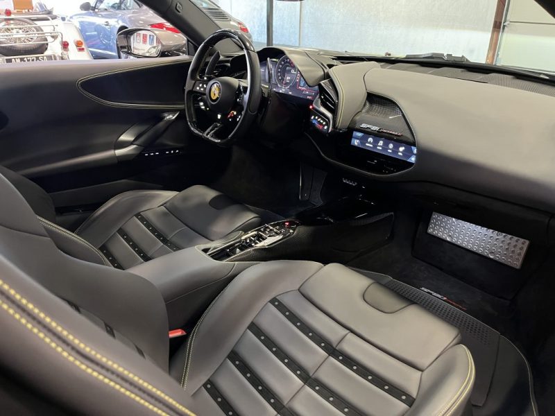 FERRARI SF90 STRADALE 2021