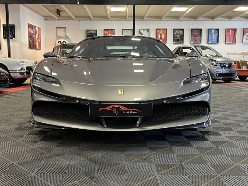FERRARI SF90 STRADALE 2021