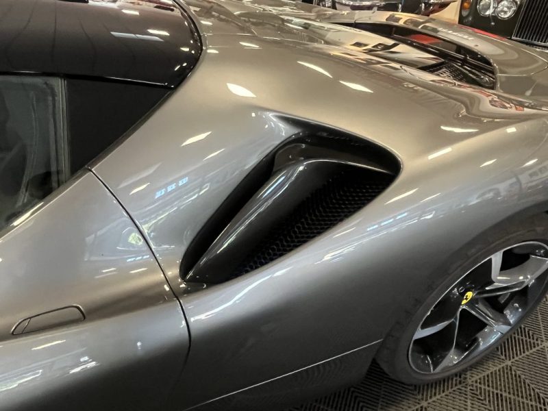 FERRARI SF90 STRADALE 2021