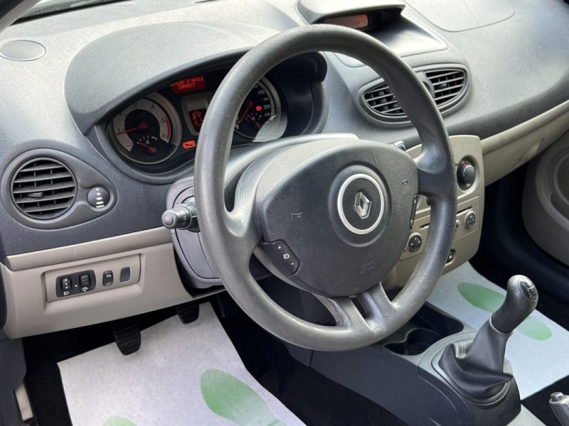 RENAULT CLIO 3 III ESTATE 1.5 DCI 85 Cv CLIMATISATION / REGULATEUR LIMITEUR BLUETOOTH - GARANTIE 1 A