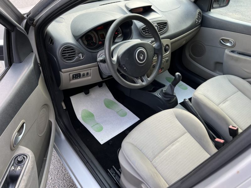 RENAULT CLIO 3 III ESTATE 1.5 DCI 85 Cv CLIMATISATION / REGULATEUR LIMITEUR BLUETOOTH - GARANTIE 1 A