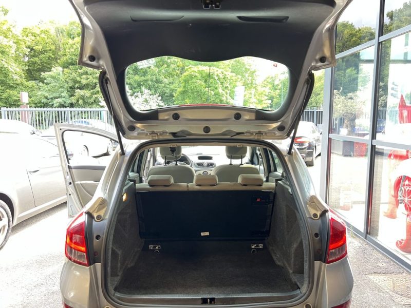 RENAULT CLIO 3 III ESTATE 1.5 DCI 85 Cv CLIMATISATION / REGULATEUR LIMITEUR BLUETOOTH - GARANTIE 1 A