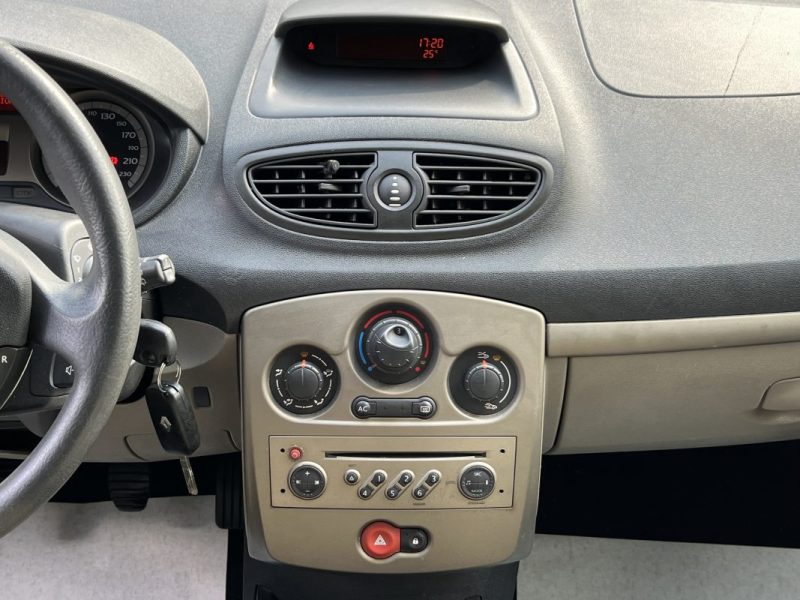 RENAULT CLIO 3 III ESTATE 1.5 DCI 85 Cv CLIMATISATION / REGULATEUR LIMITEUR BLUETOOTH - GARANTIE 1 A