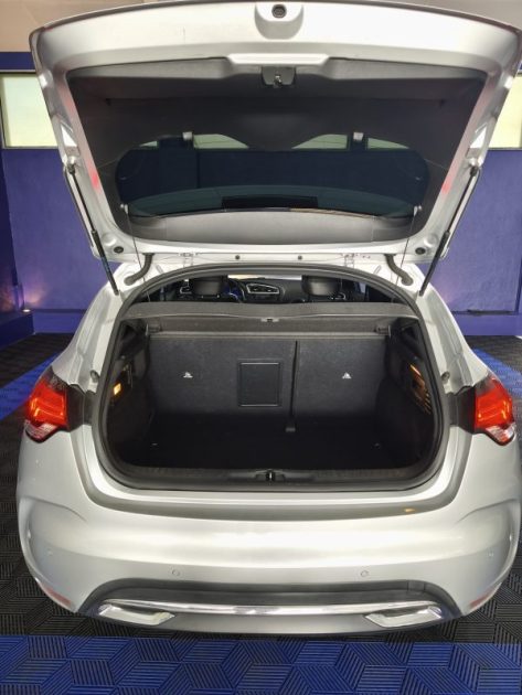 CITROEN DS4 2.0 HDI 163Cv - SOCHIC - SUIVI D’ENTRETIEN - RADAR AVANT ET ARRIÈRE - SIÈGES MASSANT 