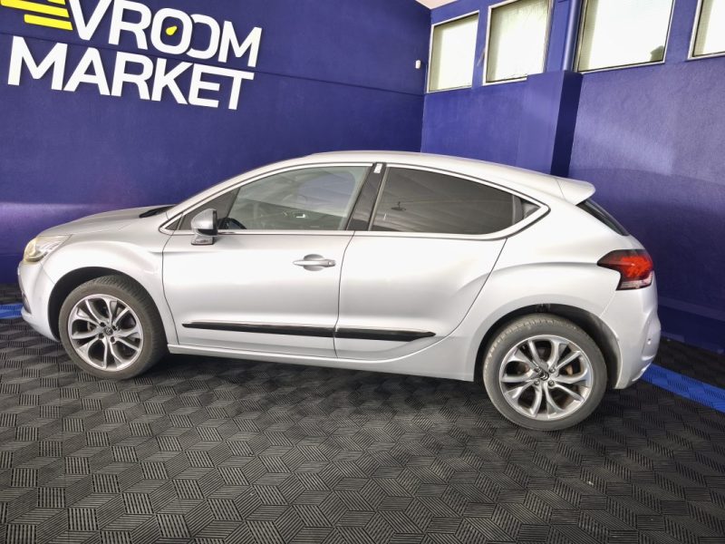 CITROEN DS4 2.0 HDI 163Cv - SOCHIC - SUIVI D’ENTRETIEN - RADAR AVANT ET ARRIÈRE - SIÈGES MASSANT 