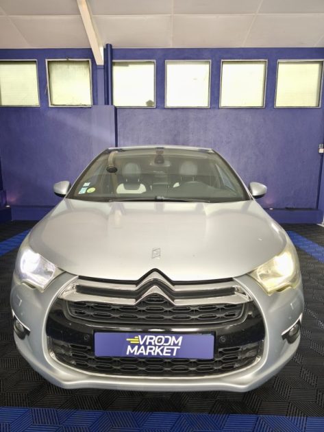 CITROEN DS4 2.0 HDI 163Cv - SOCHIC - SUIVI D’ENTRETIEN - RADAR AVANT ET ARRIÈRE - SIÈGES MASSANT 