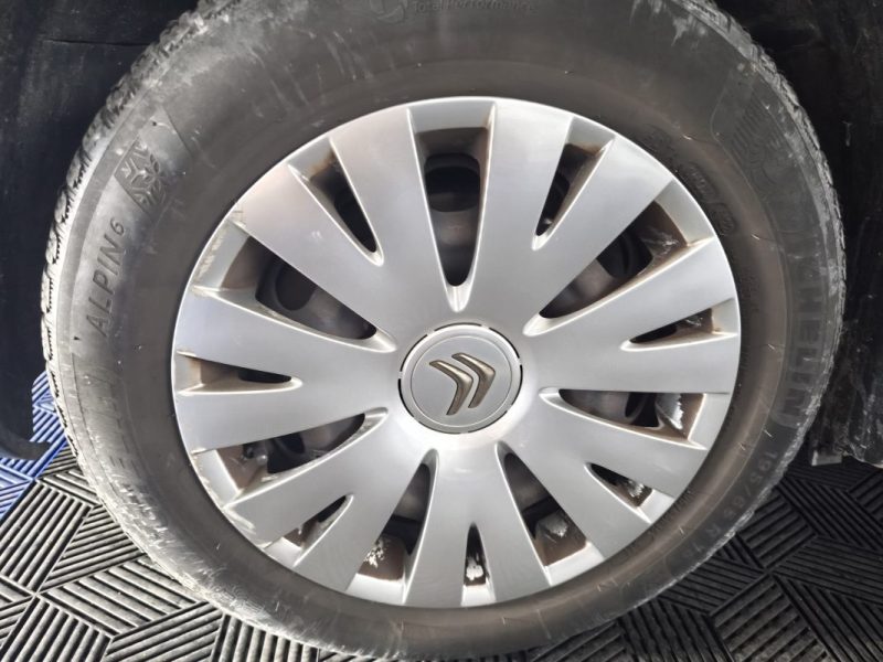 CITROEN BERLINGO 1.6 BLUEHDI 100Cv - BUSINESS - BOITE AUTOMATIQUE - RADAR DE RECUL - GPS