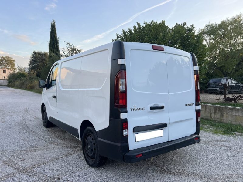 RENAULT TRAFIC III FOURGON GRAND CONFORT L1H1 DCI 120CH