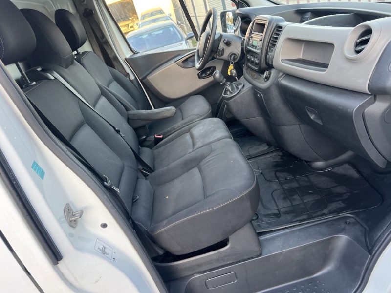 RENAULT TRAFIC III FOURGON GRAND CONFORT L1H1 DCI 120CH