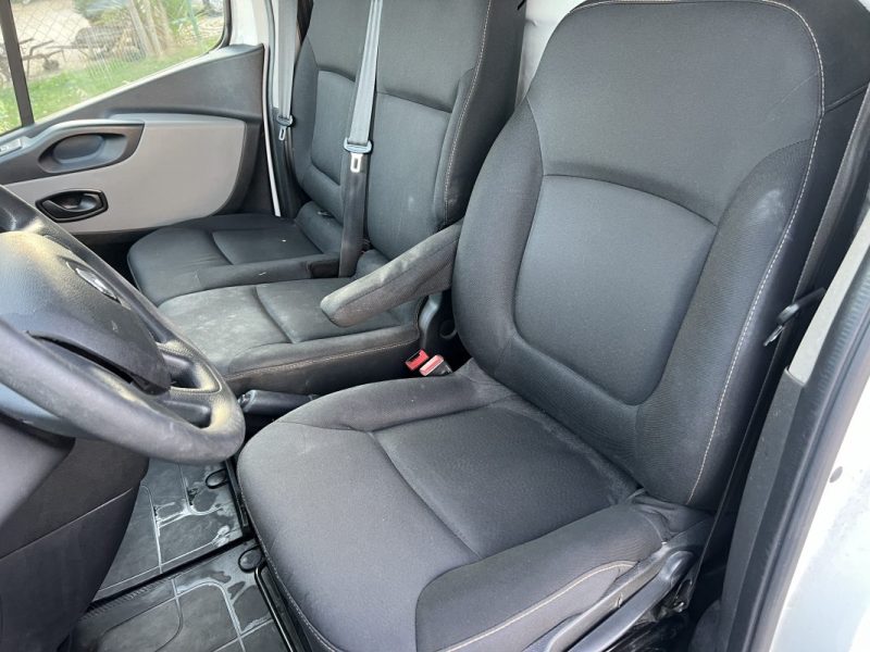 RENAULT TRAFIC III FOURGON GRAND CONFORT L1H1 DCI 120CH