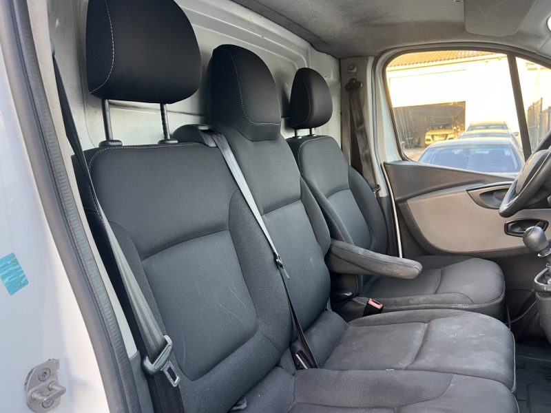 RENAULT TRAFIC III FOURGON GRAND CONFORT L1H1 DCI 120CH