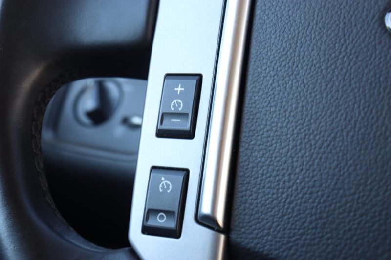 LAND ROVER RANGE ROVER SPORT 2.7 TDV6 190 HSE BVA