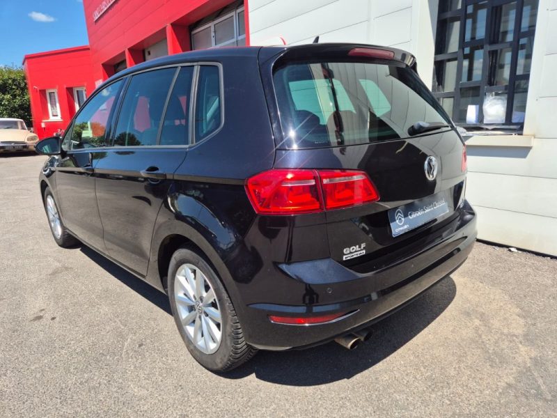 VOLKSWAGEN GOLF SPORTSVAN 2016