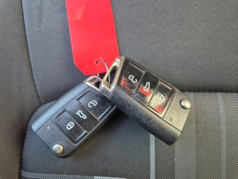 VOLKSWAGEN GOLF SPORTSVAN 2016