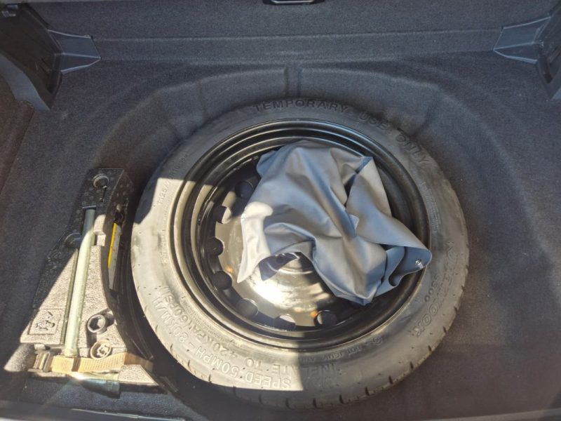 VOLKSWAGEN GOLF SPORTSVAN 2016