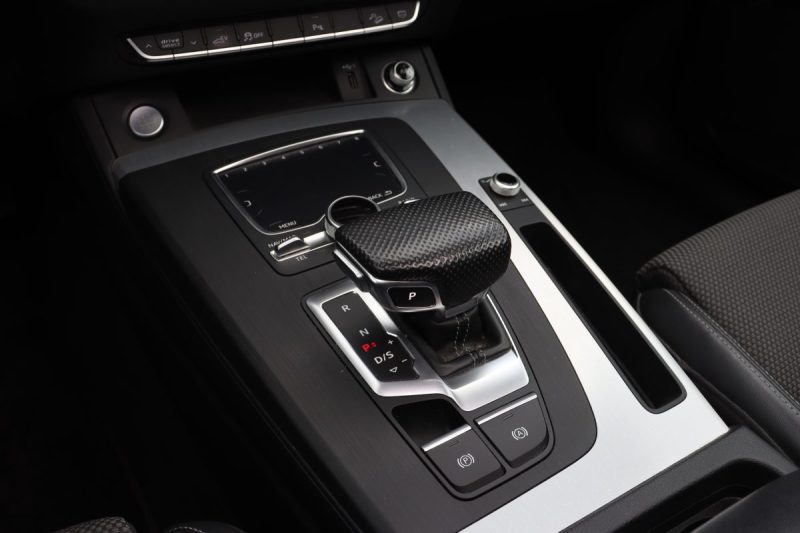 AUDI Q5 II 55 TFSIE 367 S LINE QUATTRO S TRONIC 7