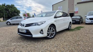 TOYOTA AURIS 2013