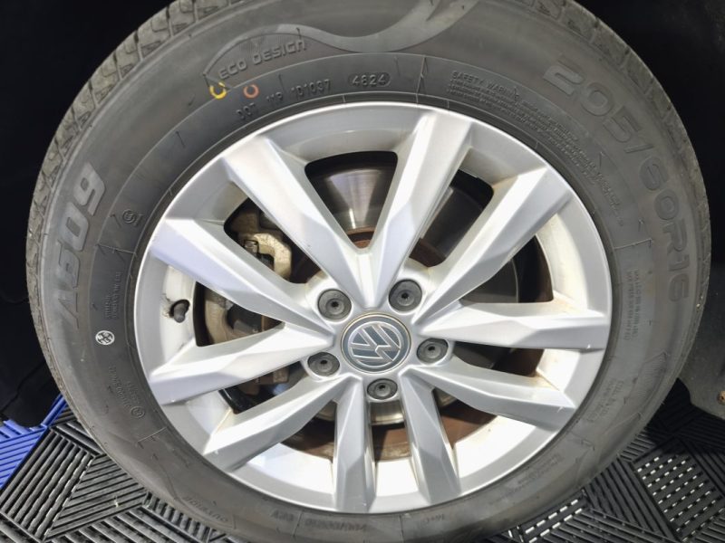 VOLKSWAGEN TOURAN 1,6 TDI 115 Cv BLUEMOTION TRENDLINE BUSINESS DSG7 , 7 PLACES