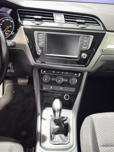 VOLKSWAGEN TOURAN 1,6 TDI 115 Cv BLUEMOTION TRENDLINE BUSINESS DSG7 , 7 PLACES