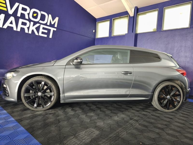 VOLKSWAGEN SCIROCCO R 2.0 TSI 265 Cv - BOÎTE AUTOMATIQUE - ENTRETIEN COMPLET - RADAR DE RECUL - GPS
