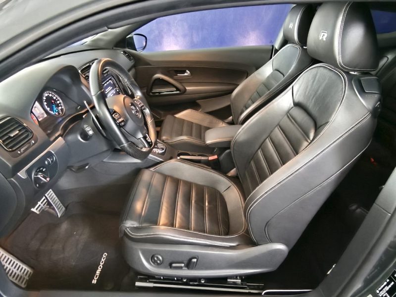 VOLKSWAGEN SCIROCCO R 2.0 TSI 265 Cv - BOÎTE AUTOMATIQUE - ENTRETIEN COMPLET - RADAR DE RECUL - GPS