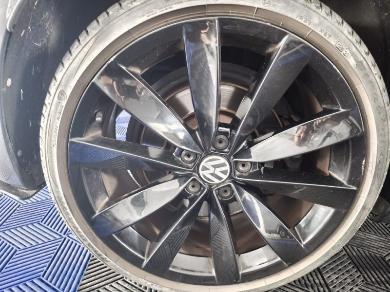 VOLKSWAGEN SCIROCCO R 2.0 TSI 265 Cv - BOÎTE AUTOMATIQUE - ENTRETIEN COMPLET - RADAR DE RECUL - GPS