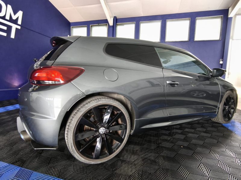 VOLKSWAGEN SCIROCCO R 2.0 TSI 265 Cv - BOÎTE AUTOMATIQUE - ENTRETIEN COMPLET - RADAR DE RECUL - GPS