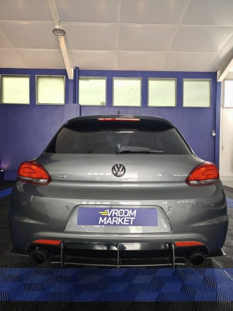 VOLKSWAGEN SCIROCCO R 2.0 TSI 265 Cv - BOÎTE AUTOMATIQUE - ENTRETIEN COMPLET - RADAR DE RECUL - GPS