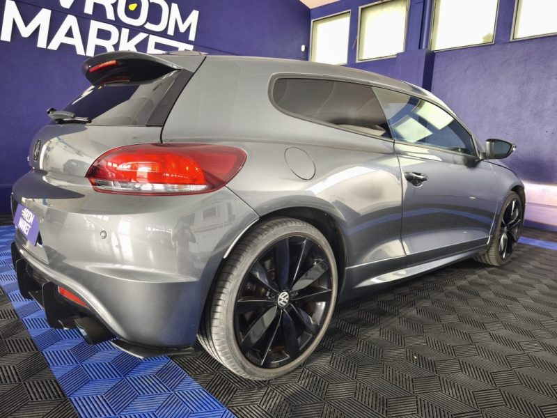 VOLKSWAGEN SCIROCCO R 2.0 TSI 265 Cv - BOÎTE AUTOMATIQUE - ENTRETIEN COMPLET - RADAR DE RECUL - GPS