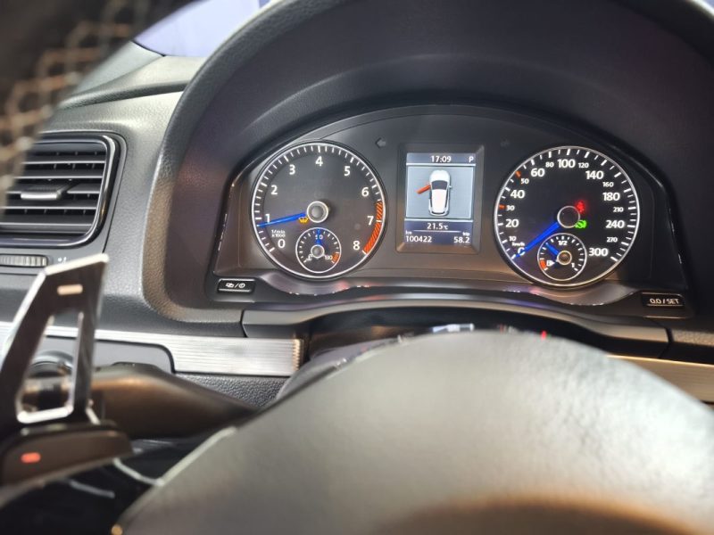 VOLKSWAGEN SCIROCCO R 2.0 TSI 265 Cv - BOÎTE AUTOMATIQUE - ENTRETIEN COMPLET - RADAR DE RECUL - GPS