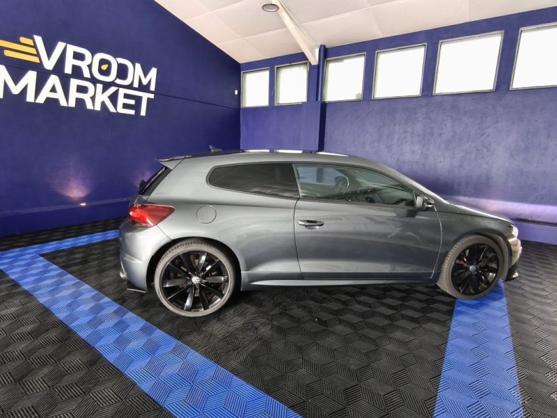 VOLKSWAGEN SCIROCCO R 2.0 TSI 265 Cv - BOÎTE AUTOMATIQUE - ENTRETIEN COMPLET - RADAR DE RECUL - GPS