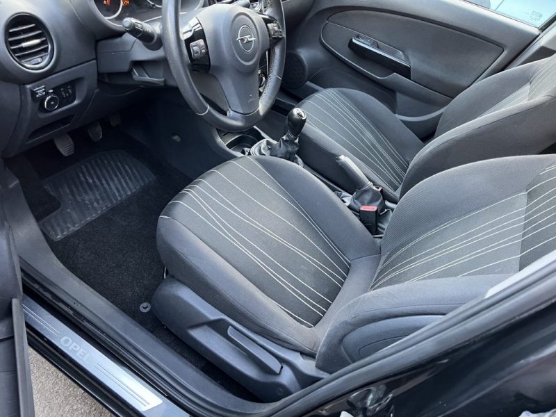 OPEL CORSA 2010