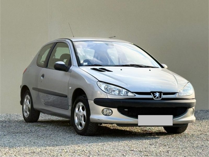 PEUGEOT 206 2003