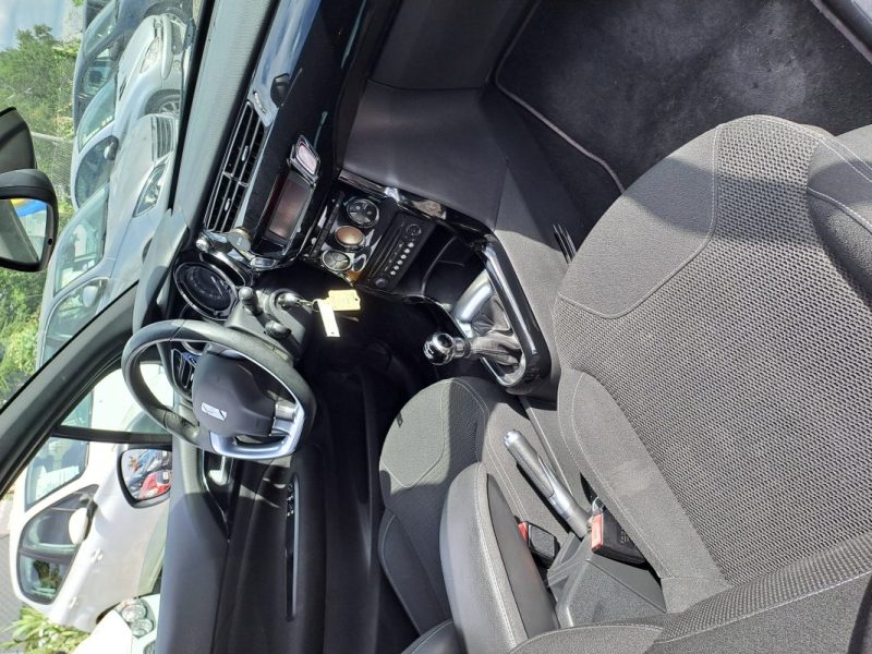 CITROEN DS3 2013