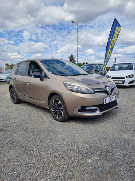 RENAULT MEGANE SCENIC 2015