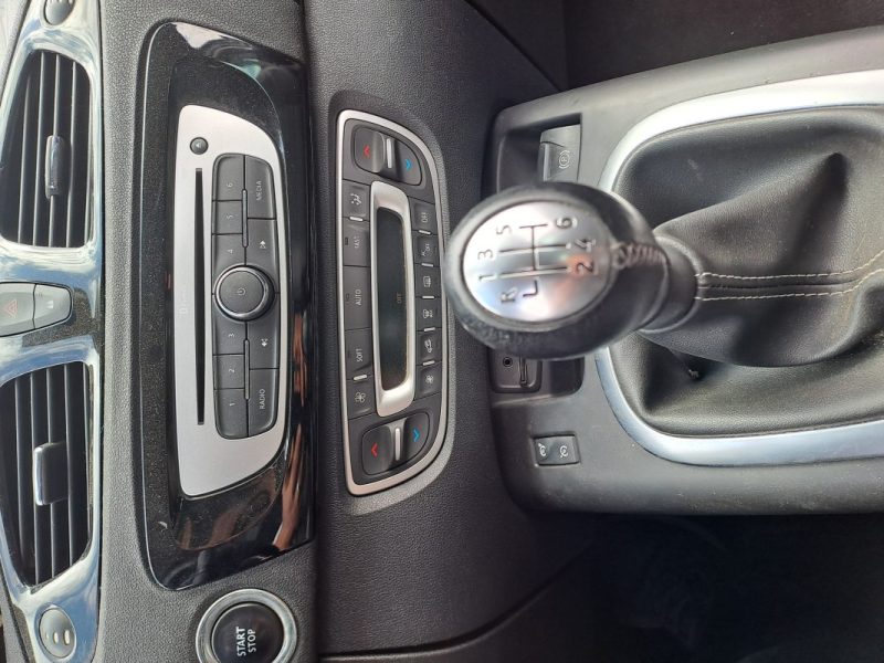 RENAULT MEGANE SCENIC 2015