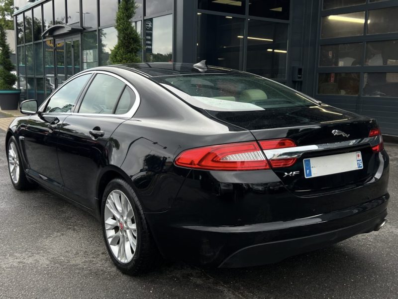 JAGUAR XF PHASE 2 LUXE 2.2 D 200 Cv 1ERE MAIN / 59 100 Kms BVA8 INTERIEUR CUIR GPS - GARANTIE 1 AN