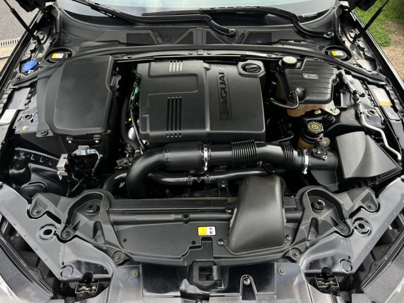 JAGUAR XF PHASE 2 LUXE 2.2 D 200 Cv 1ERE MAIN / 59 100 Kms BVA8 INTERIEUR CUIR GPS - GARANTIE 1 AN