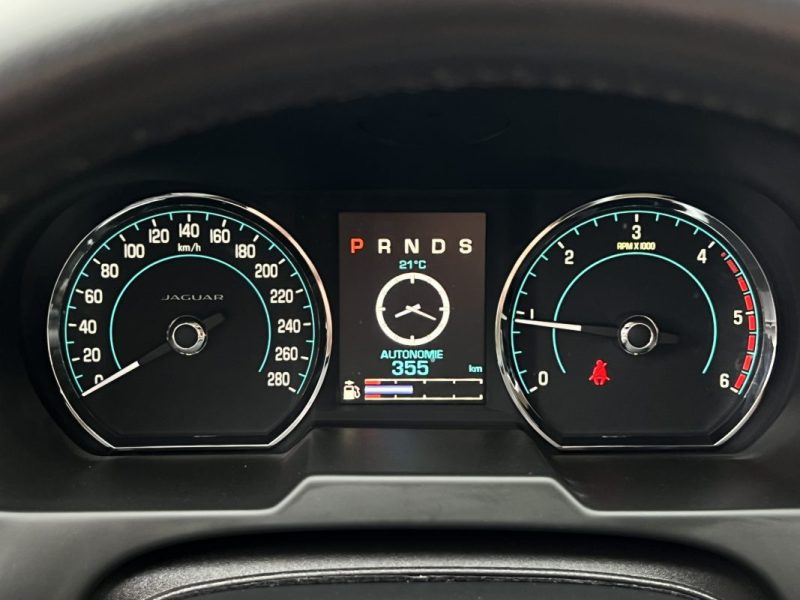 JAGUAR XF PHASE 2 LUXE 2.2 D 200 Cv 1ERE MAIN / 59 100 Kms BVA8 INTERIEUR CUIR GPS - GARANTIE 1 AN