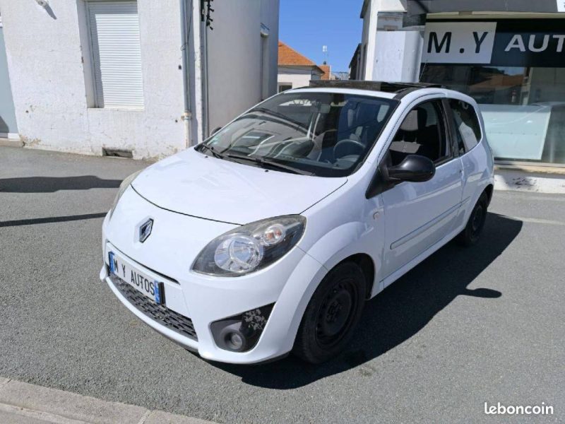 RENAULT TWINGO II 1.2i 75CV