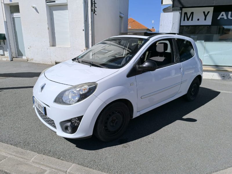 RENAULT TWINGO II 1.2i 75CV