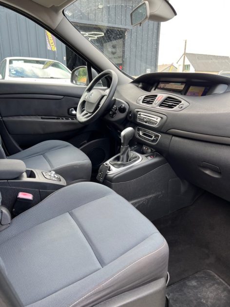 RENAULT MEGANE SCENIC 2010