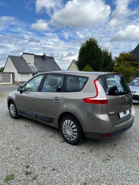 RENAULT MEGANE SCENIC 2010