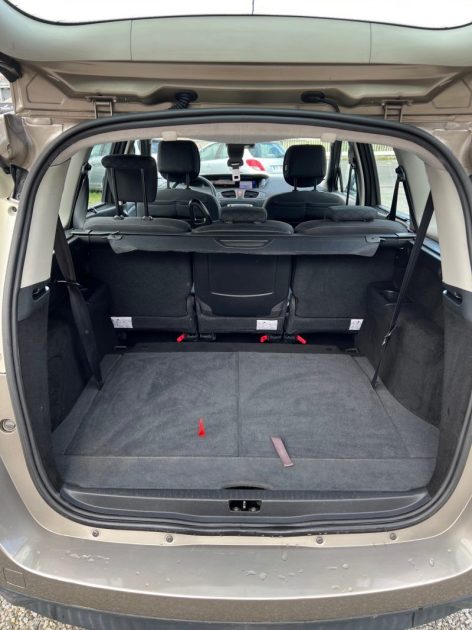 RENAULT MEGANE SCENIC 2010