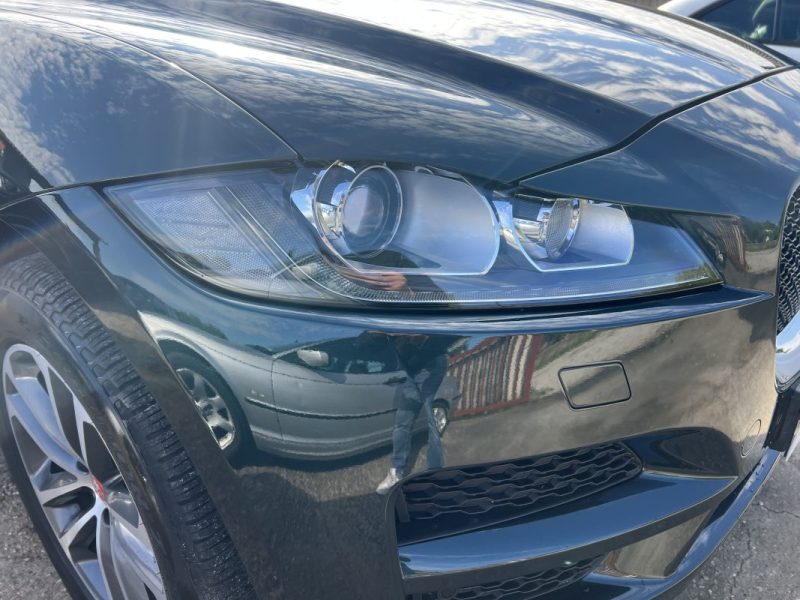 JAGUAR F-PACE 2.0 D 180 PRESTIGE 4X4 BVA8