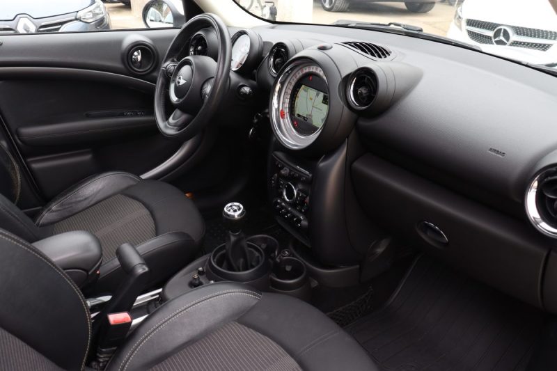 MINI COUNTRYMAN COOPER SD 143 ALL4