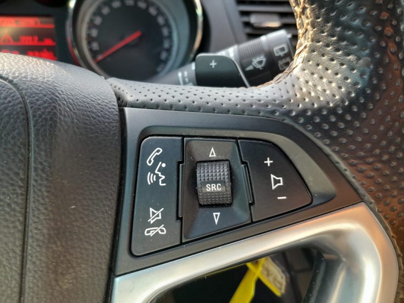 OPEL INSIGNIA SPORT 2.0l CDTI COSMO PACK 4X4 BVA 2012